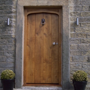 Machells External Gothic Arched Door